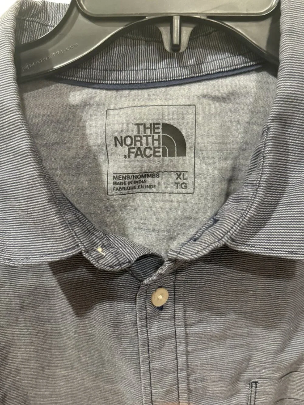 The North Face Mens XL Short Sleeve Button-Up Shirt In Blue